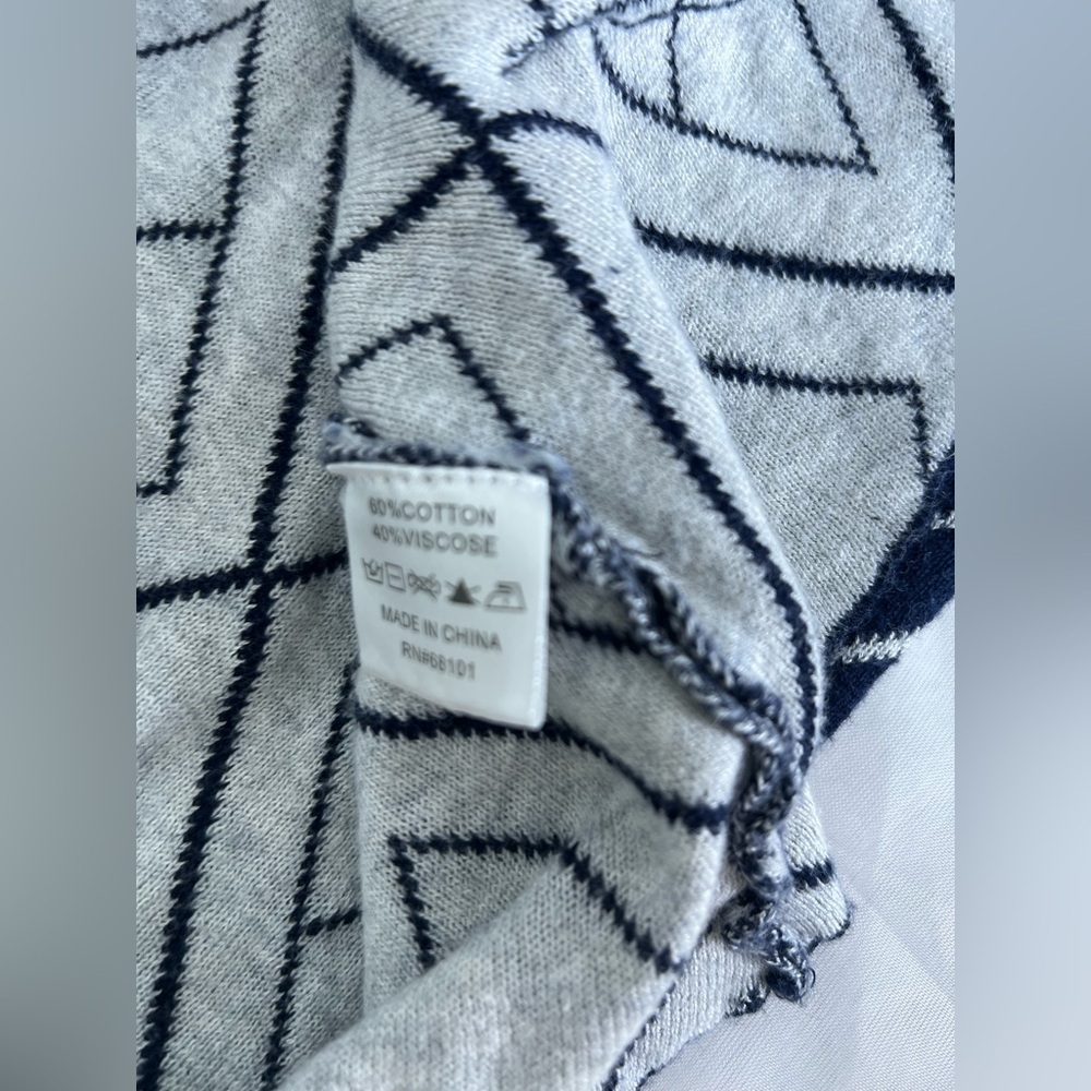 Belldini Cardigan Size S Hood Open Front Cardigan Blue White Geometric Nordic - Picture 10 of 11